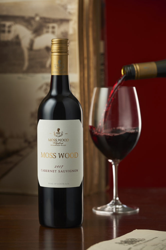 Moss Wood 2017 Cabernet Sauvignon Pouring