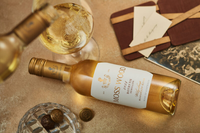 Moss Wood 2024 Botrytis Semillon Creative Pouring image