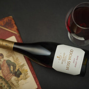 20221114_MOSS WOOD_Creative_2021 Pinot Noir hori